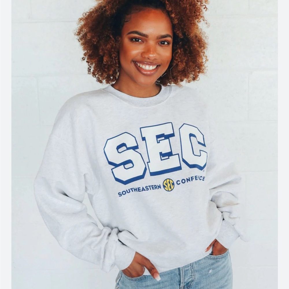 Charlie southern cropped SEC BLOCK SWEATSHIRT size s